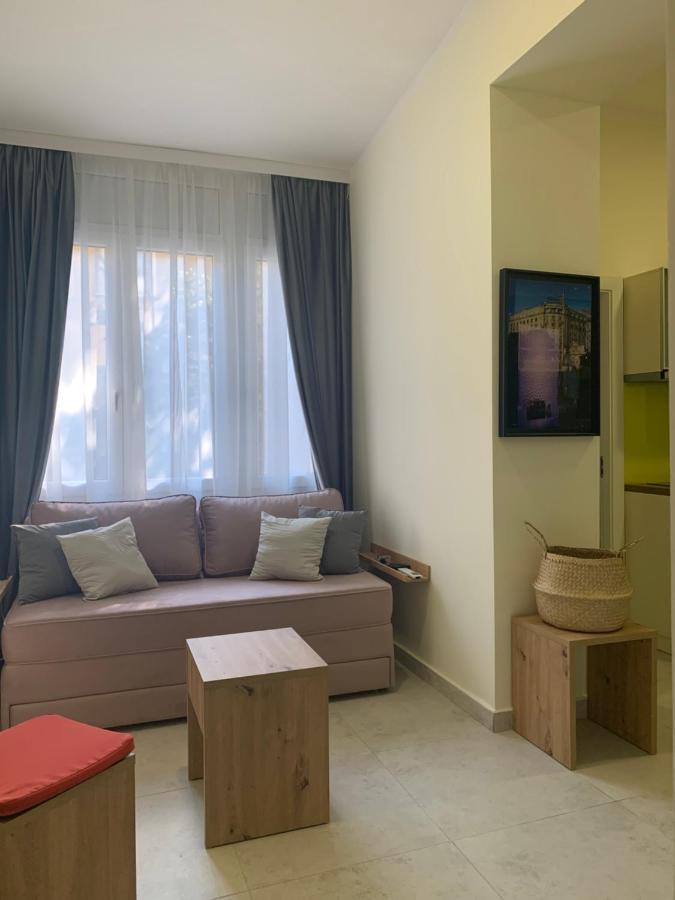 Sunlit Artist Studio Apartment Beograd Bagian luar foto