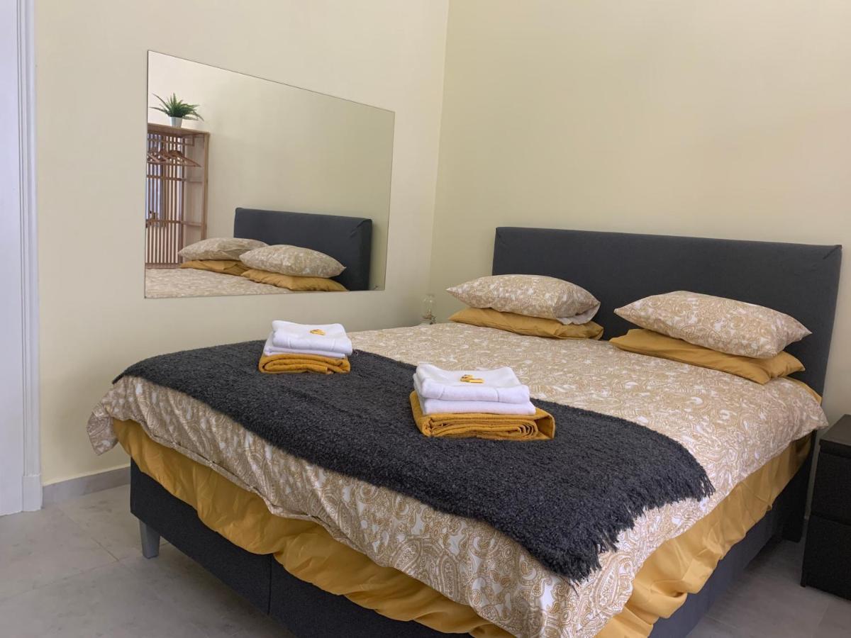 Sunlit Artist Studio Apartment Beograd Bagian luar foto